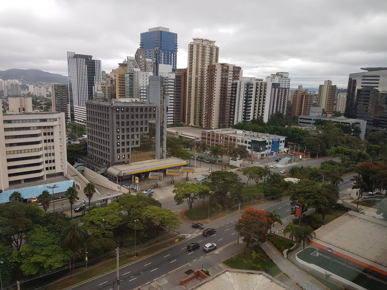 Hellen Regiane Essu Homine-0