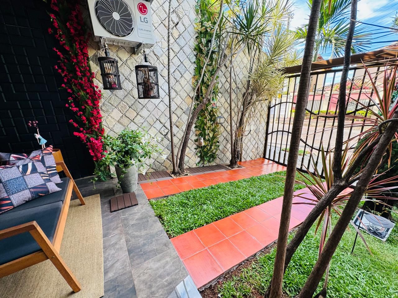 Michele Mello Da Silva Almeida-1