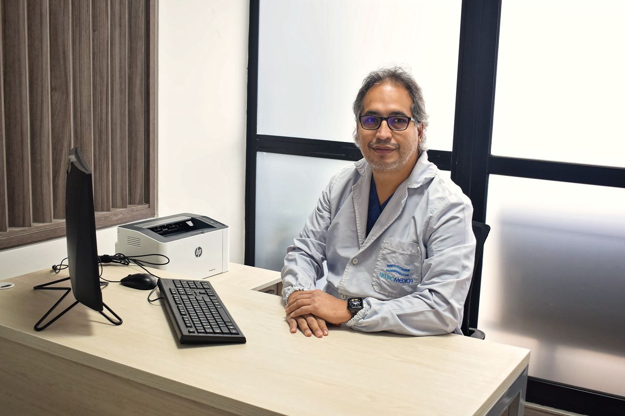 Luis Felipe Náquira Escobar-10