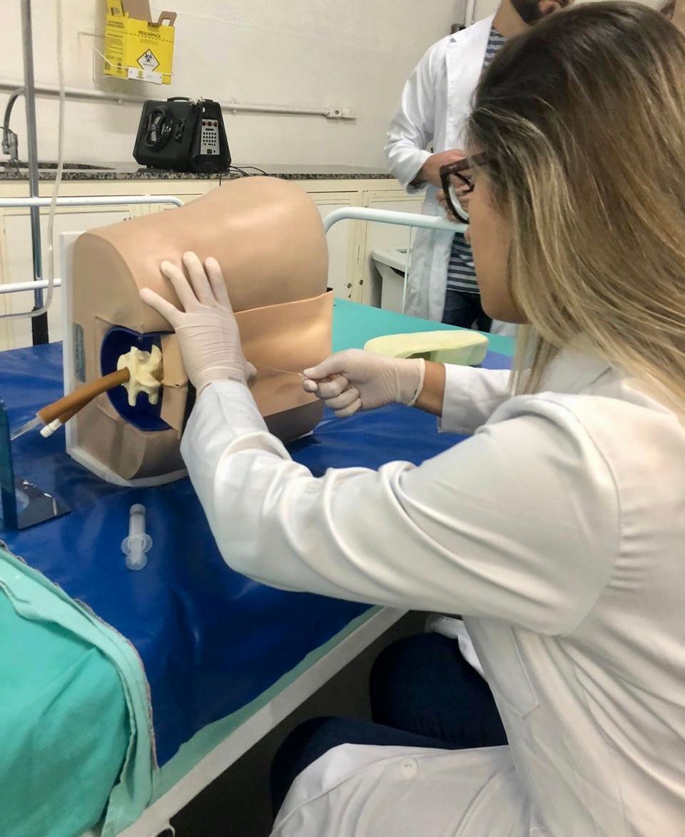 Drª Carolina  Candido Martinho-11