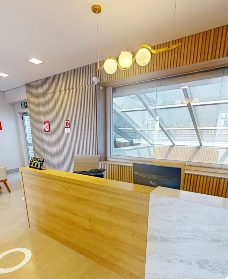 Eliza Carli Freitas-1