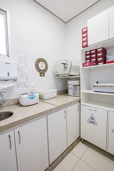 Hellen Kareninny Coimbra Ulhoa-7