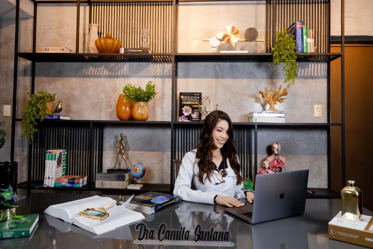 Camila  Santana De Carvalho-0