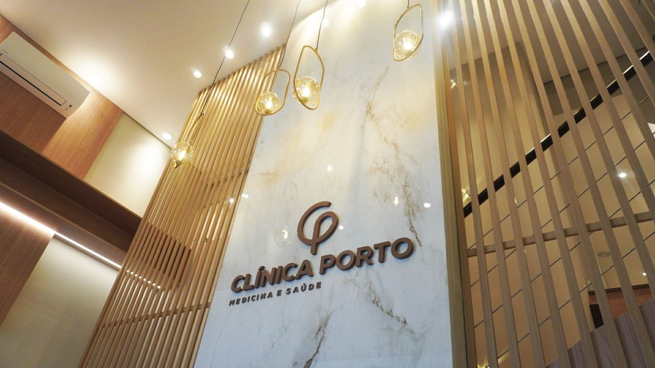 Andrea Lopes Lipolis-3