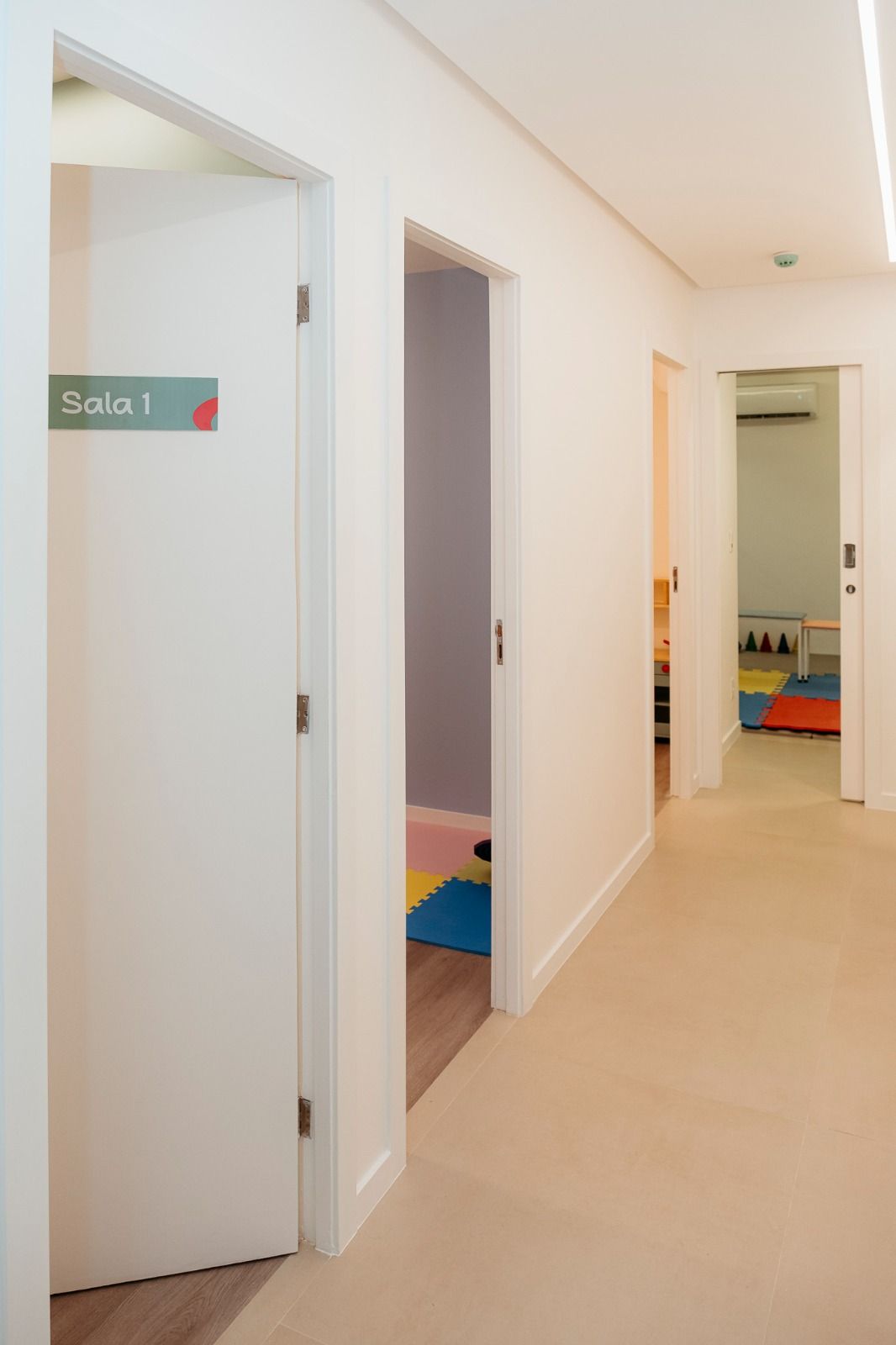 Stephanie Vaz Schoucair-2