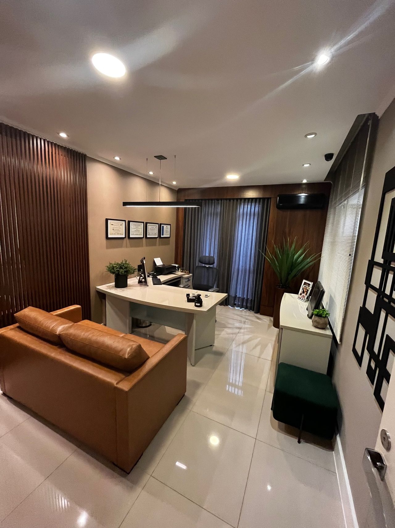 Emerson Tobias Fischer-4