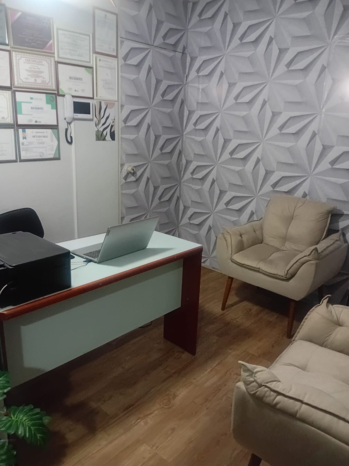 Yan Nogueira Da Silva .-0