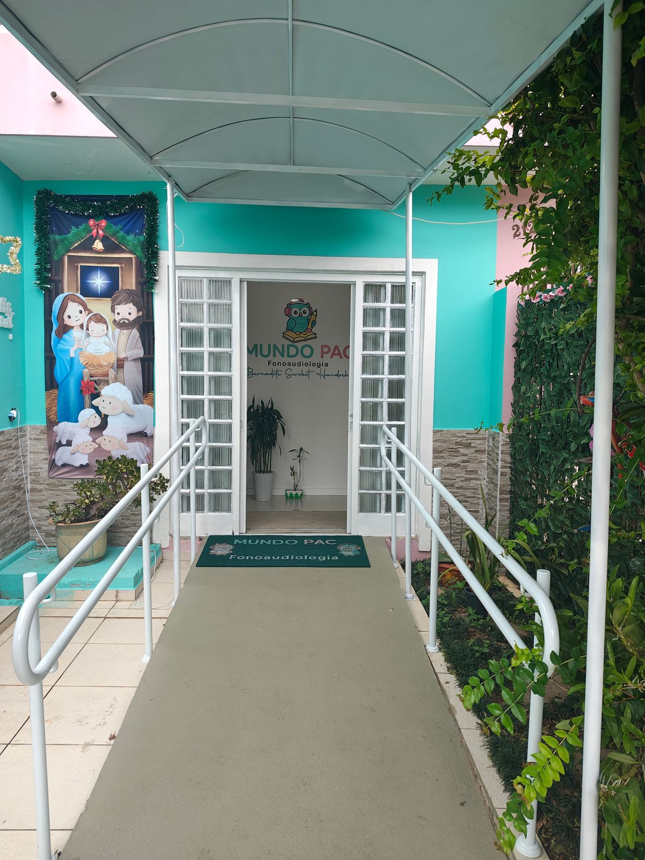 Bernadete Scrobot Handocha-0