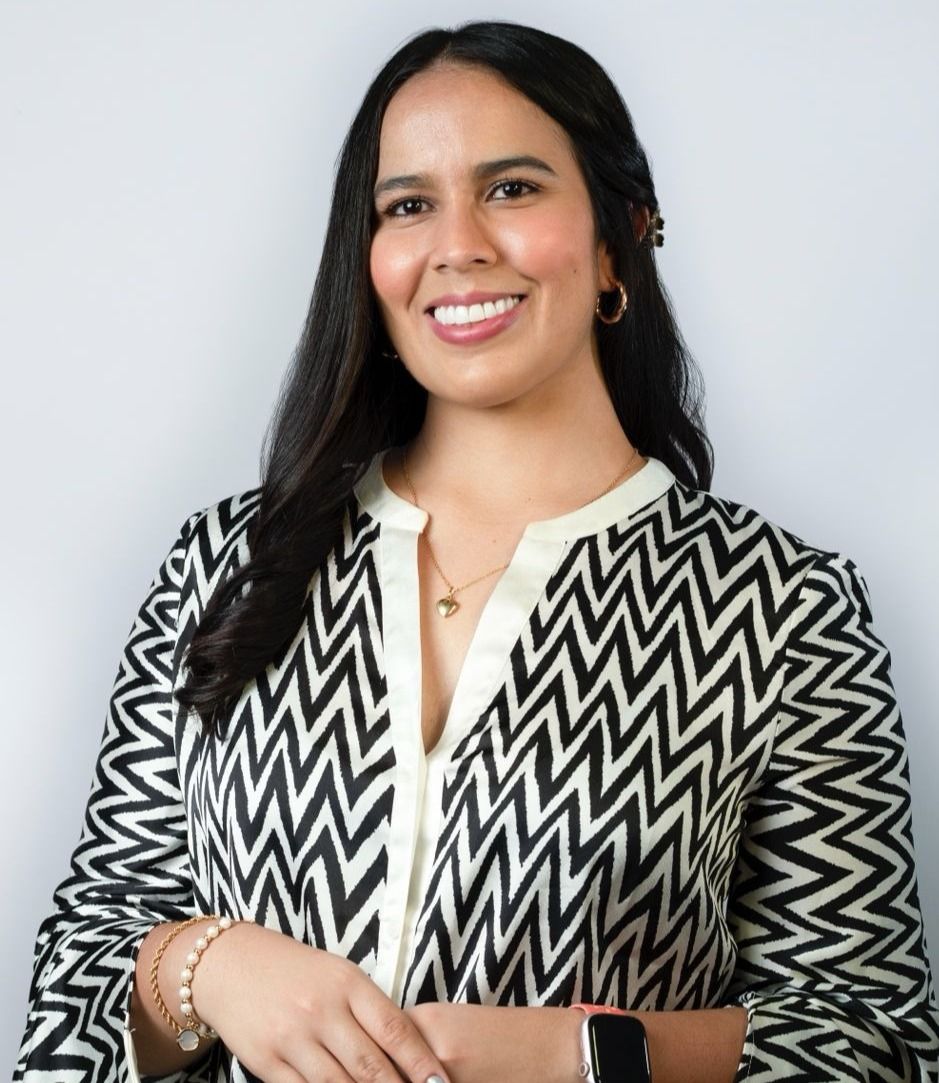 Ana María Vélez V-8