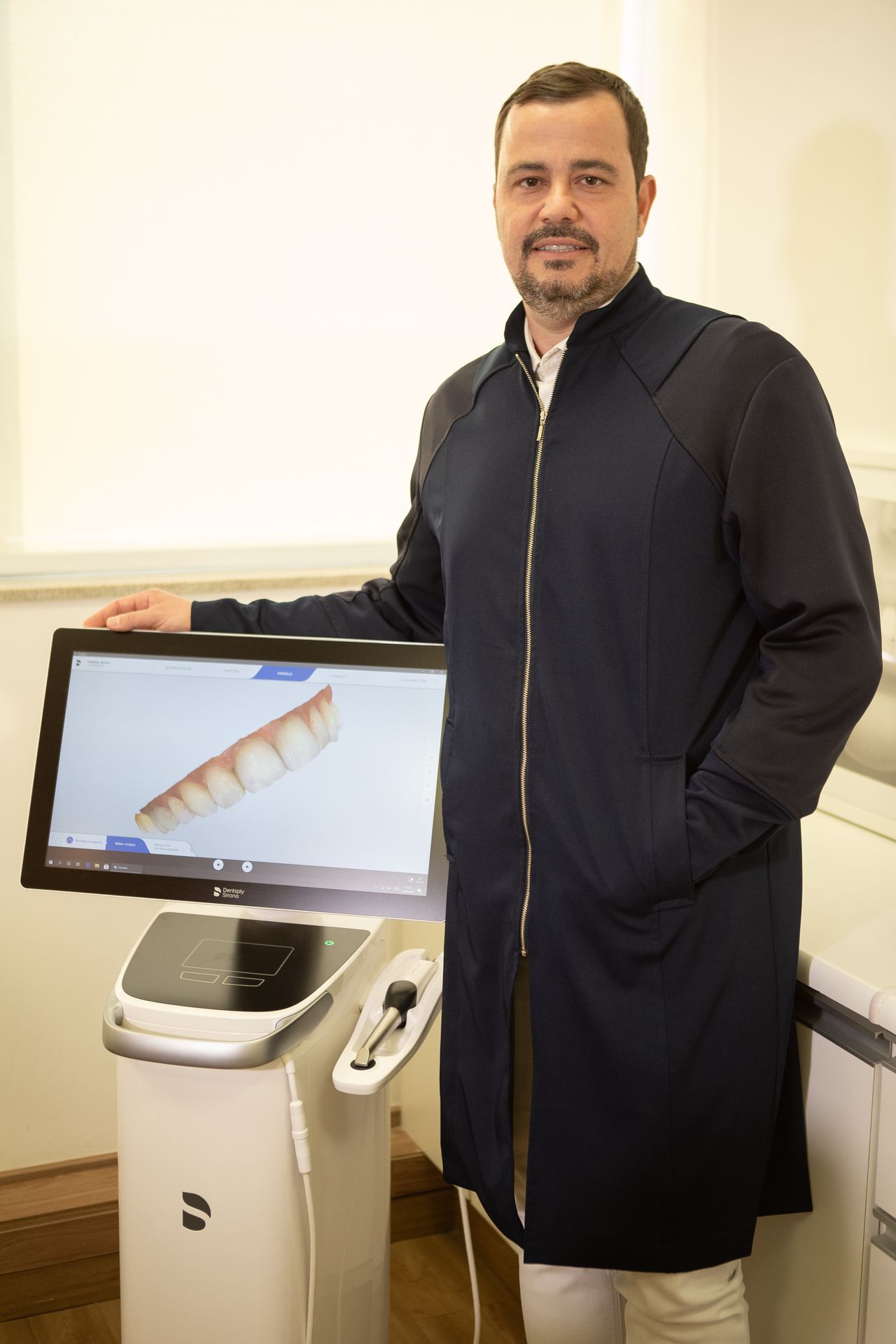 Karina Valadão Vicentini .-8