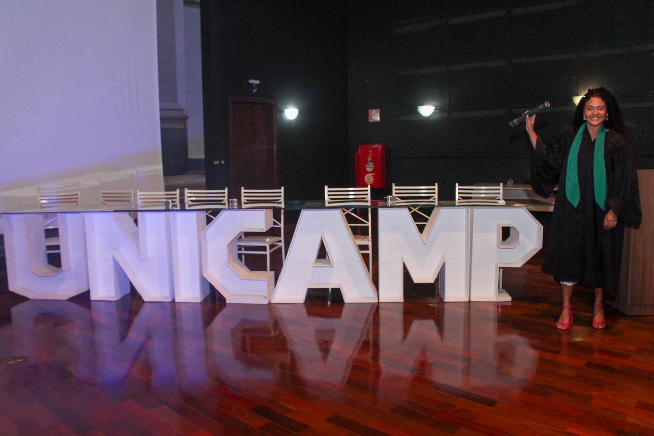 Tainá Cristina Do Espírito Santo-2