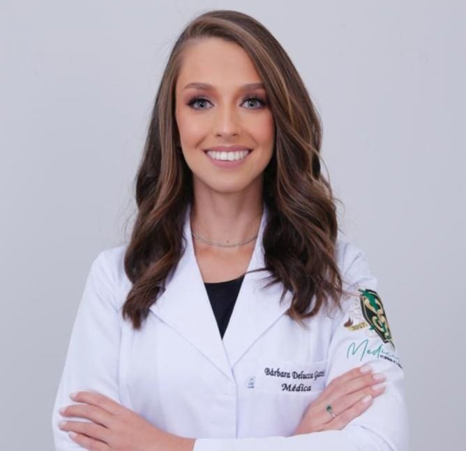 Bárbara Delucca Gatti Guimaraes -0