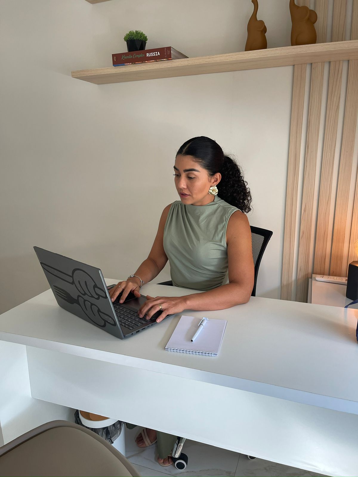 Cláudia Petronilo-1