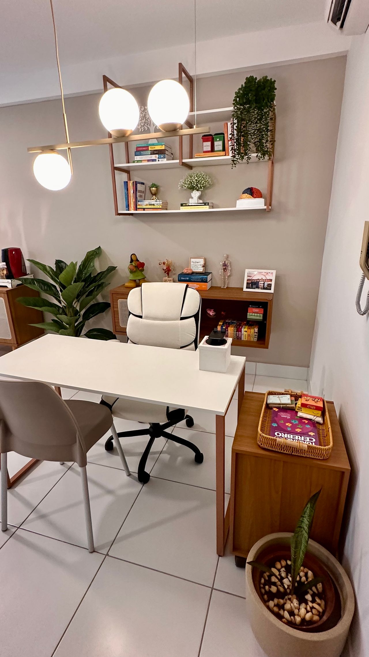 Viviane Regis Collier-2