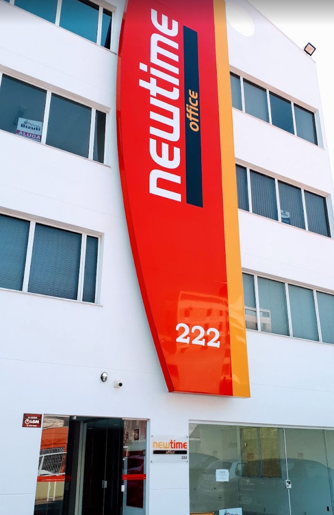 Marco Aurélio Wood Macan-1