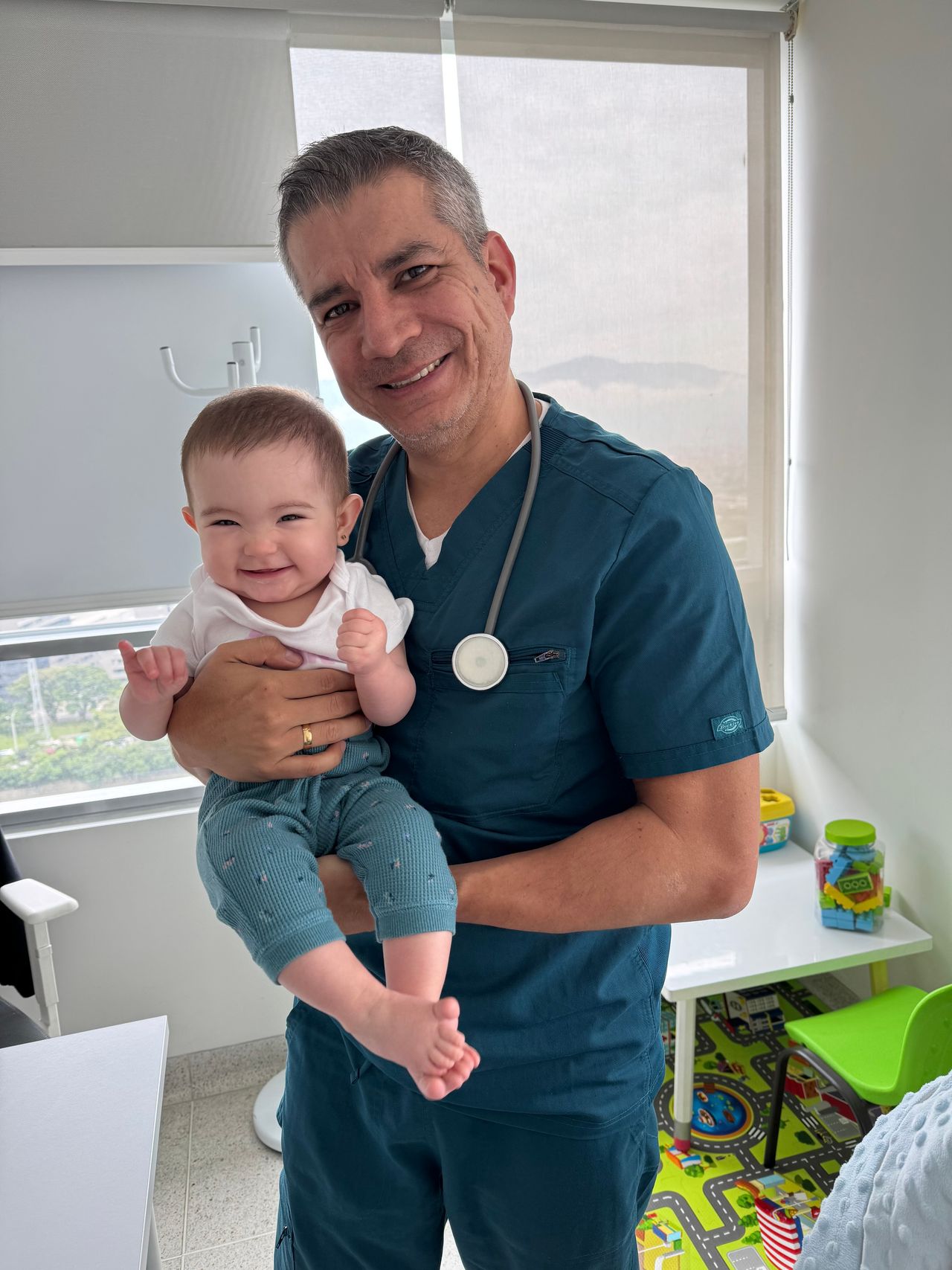 Carlos Mario Martinez-10