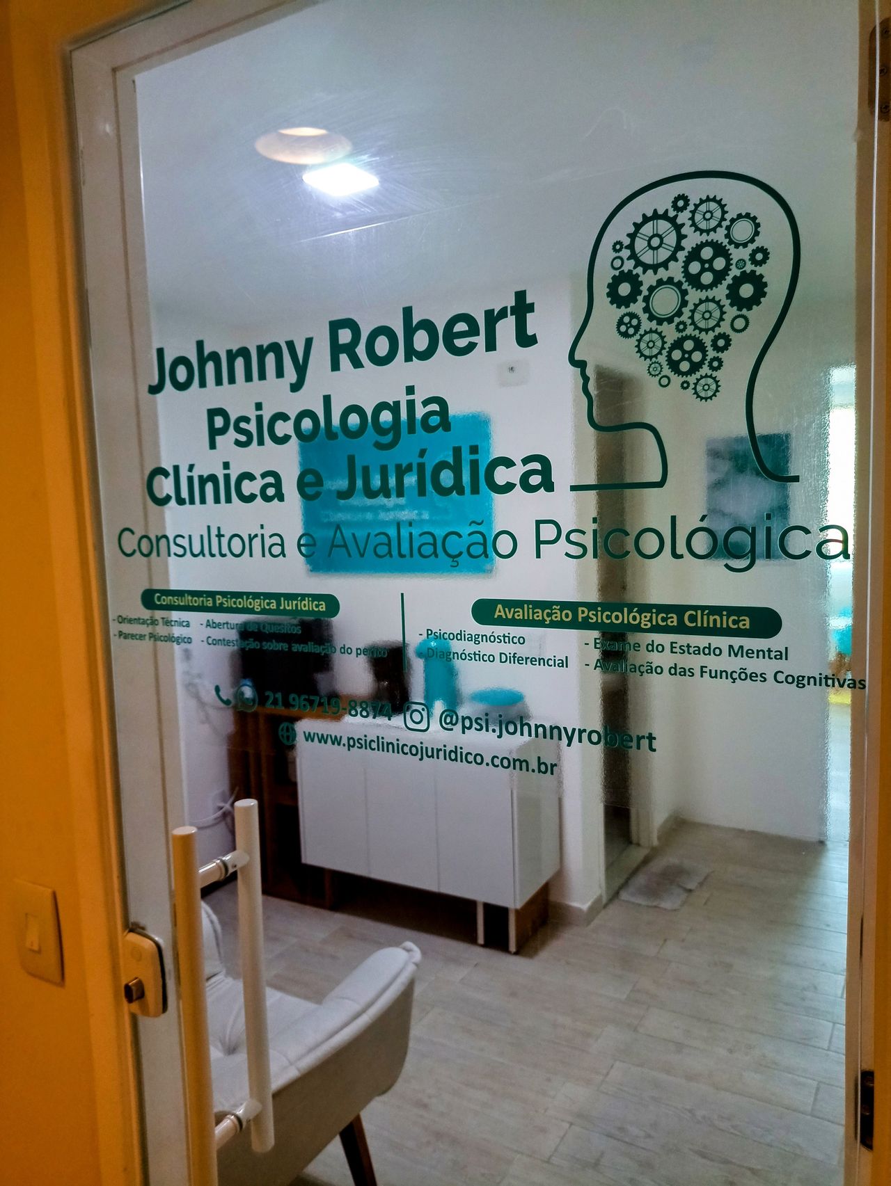 Johnny Robert De Castro Machado-0