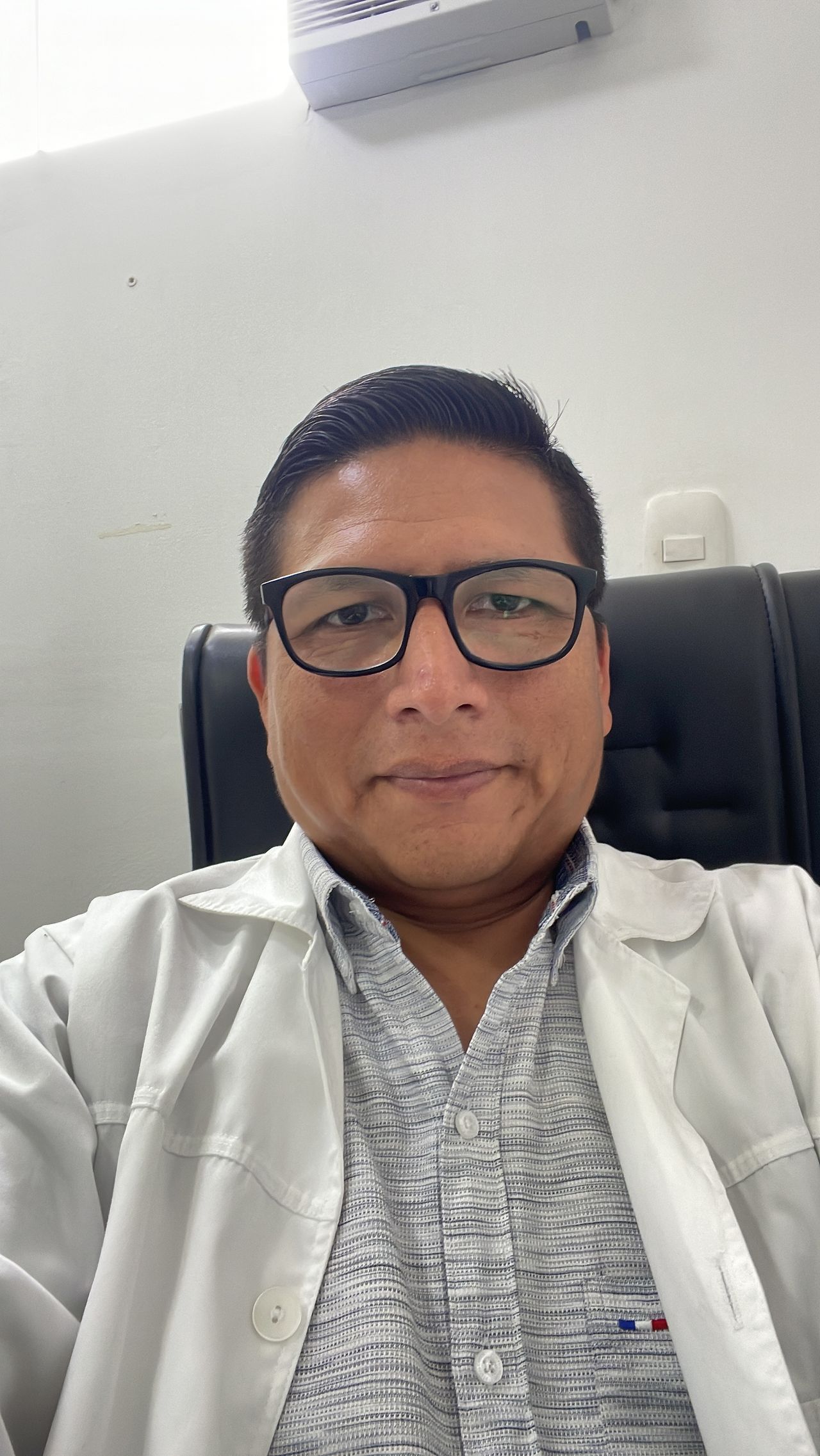 Carlos Salinas Linarez-0