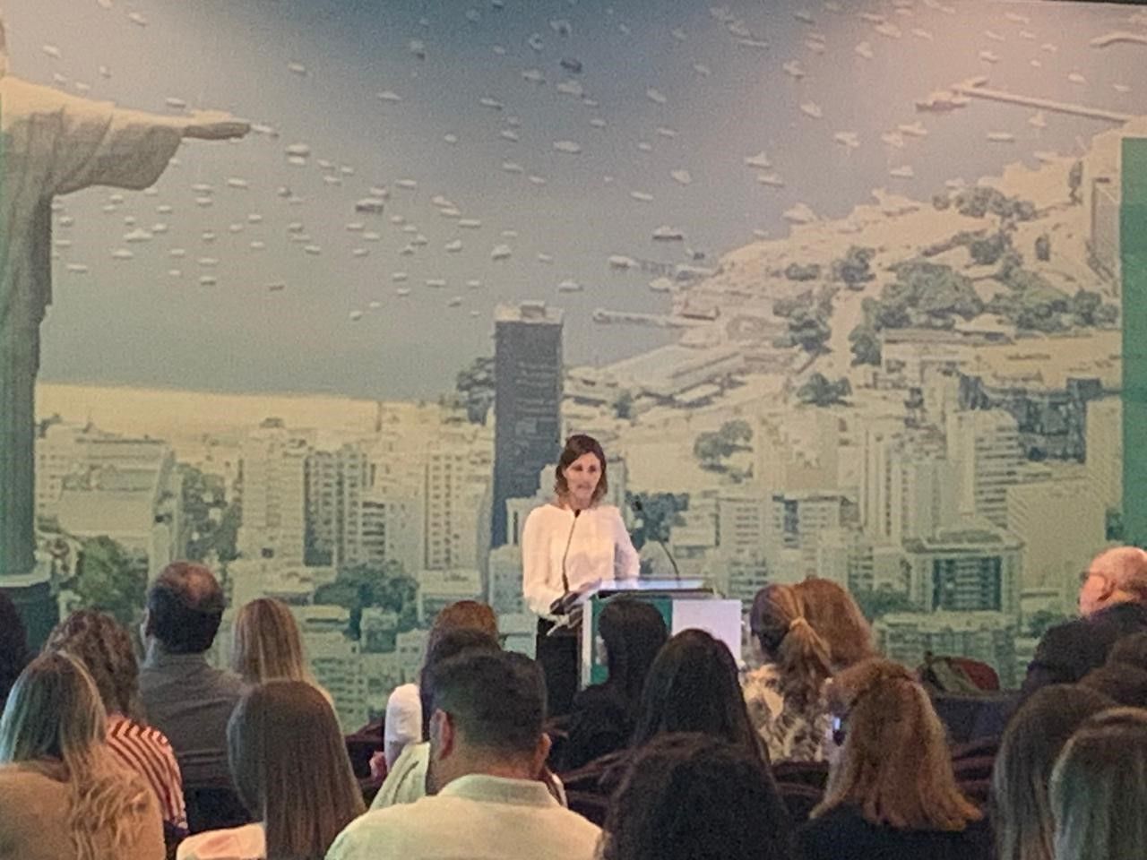 Renata Lyrio Baptista-2