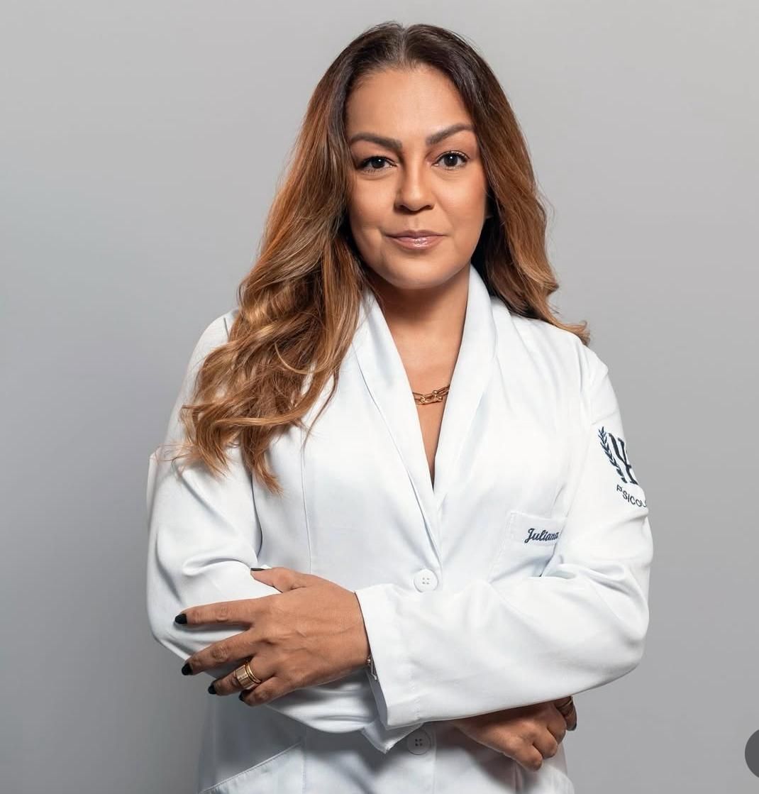 Juliana Dolif-0