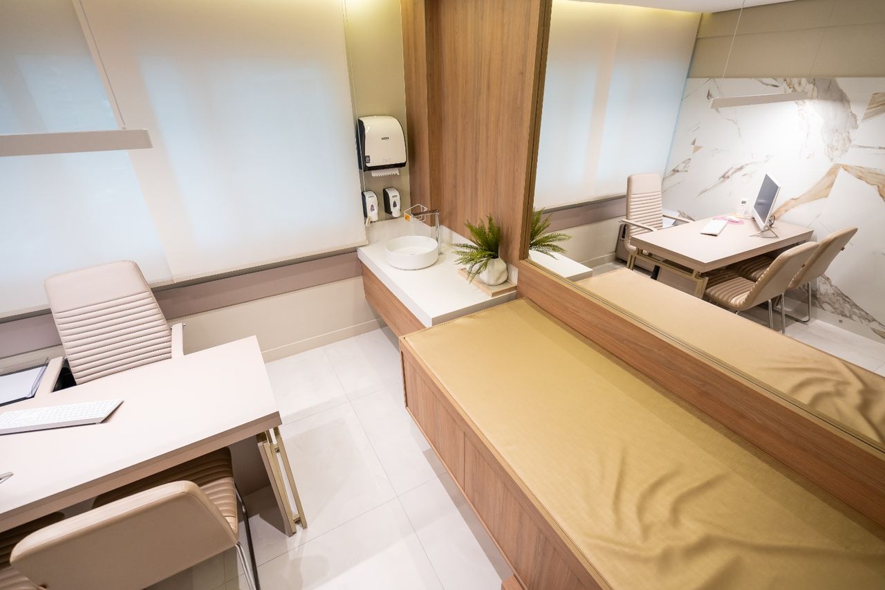 Claudia Medeiros Dos Santos Camargo-3