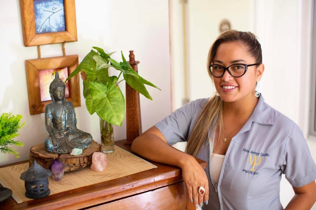 Alicia Maria Arroyo Castillo-32