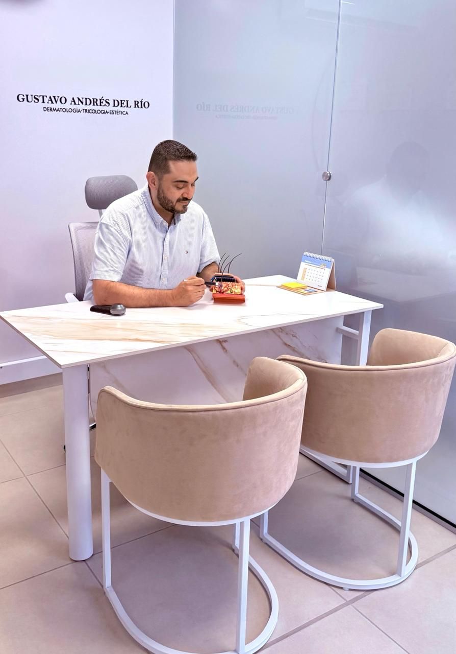 Gustavo Andres Del Rio Escalante-0