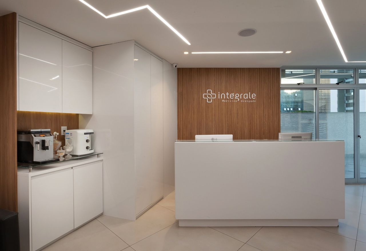 Hugo Bertani Dressler-3