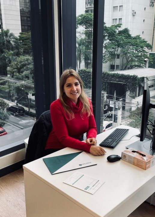 Julia Viegas De Almeida-0