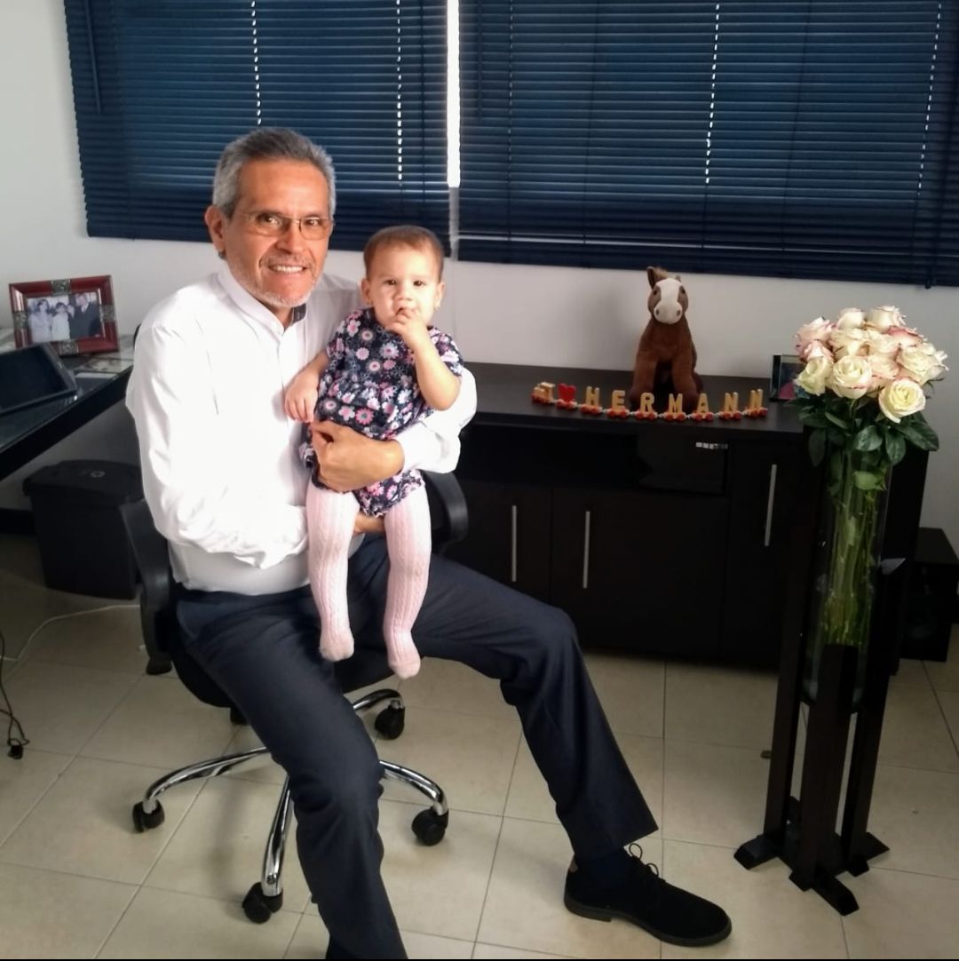 Hermann R Silva Hermida-27