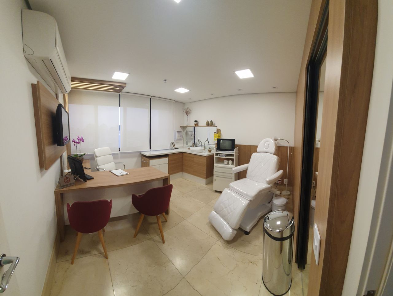 Emilia Leite De Barros Costa-2