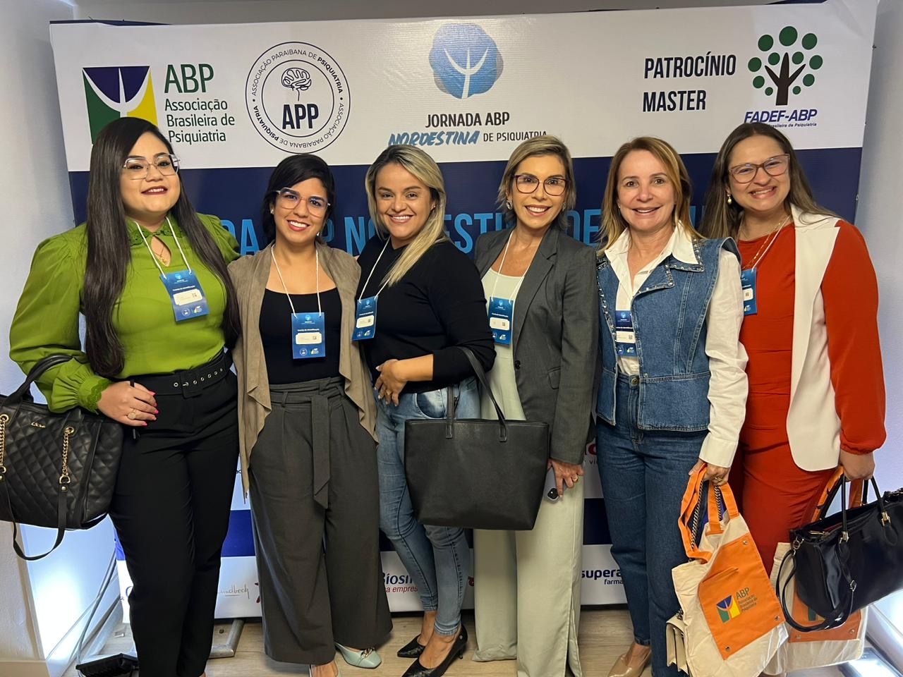 Kenia Soares Da Silveira Toledo-28