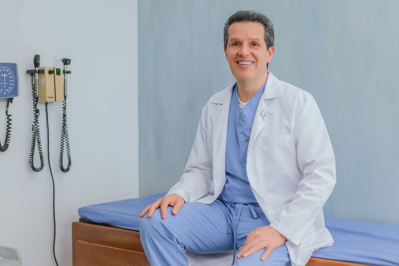 Mauricio Alberto Corrales Medina-4