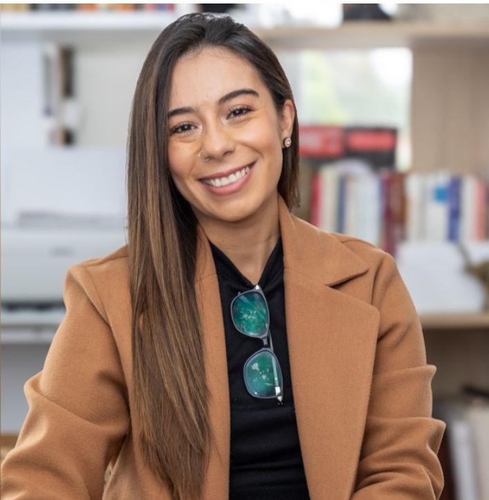 Angelica Tatiana Llanes-0