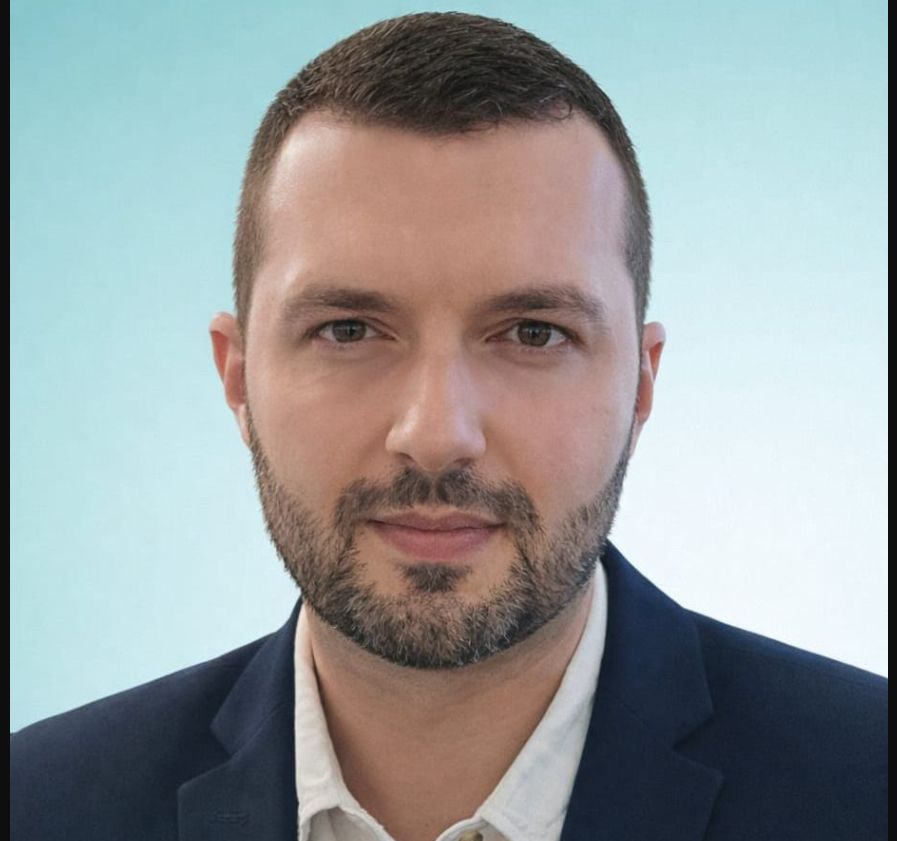 Luiz  Carlos De França Júnior-0