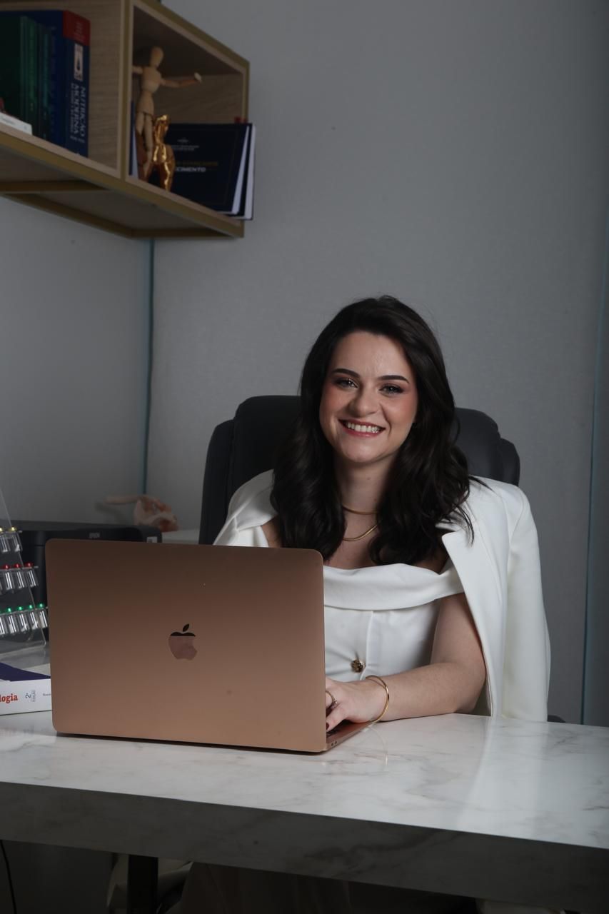 Camila De Oliveira Silveira-2