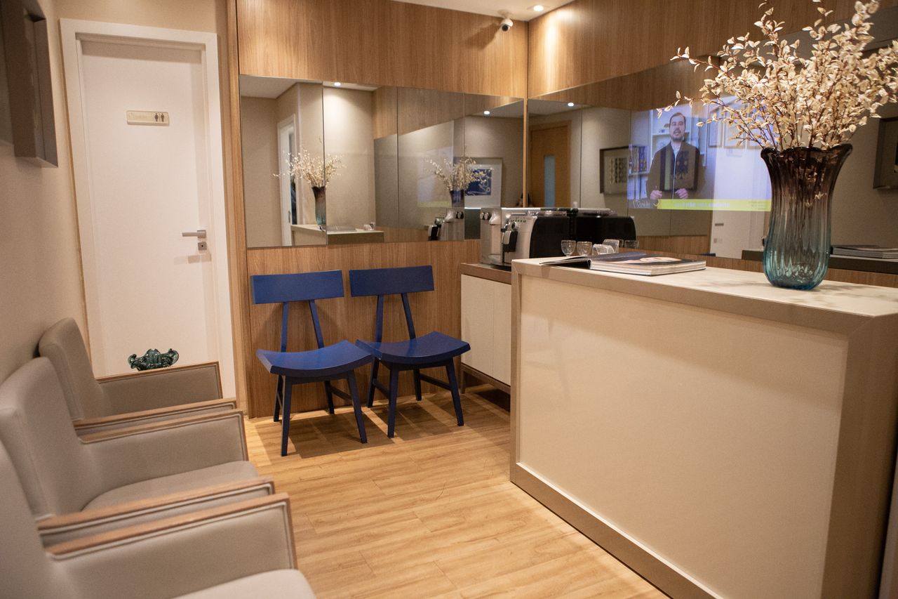 Karina Valadão Vicentini .-4