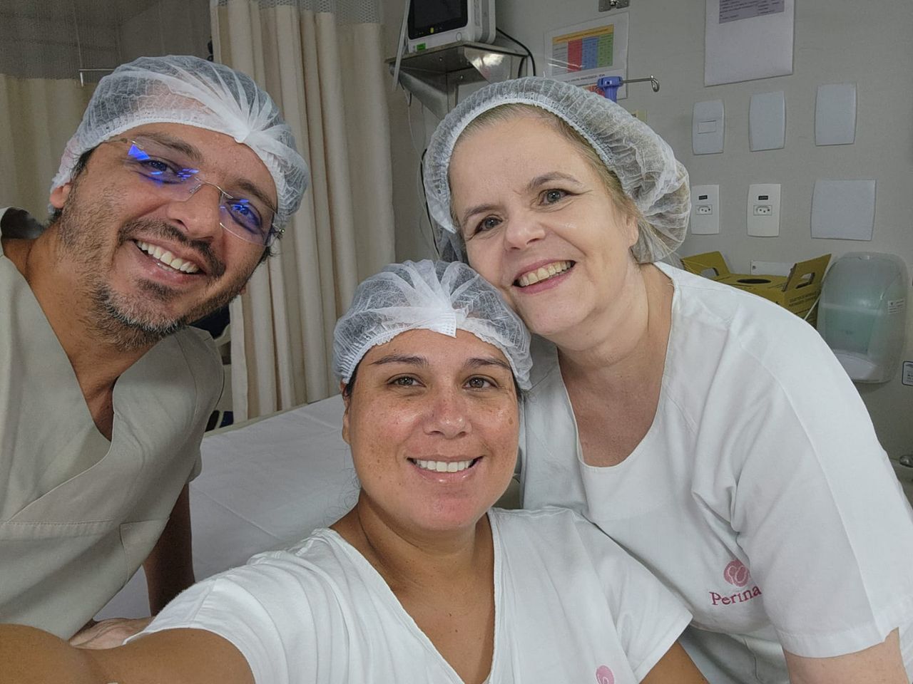 Mirela Magalhães De Oliveira-3