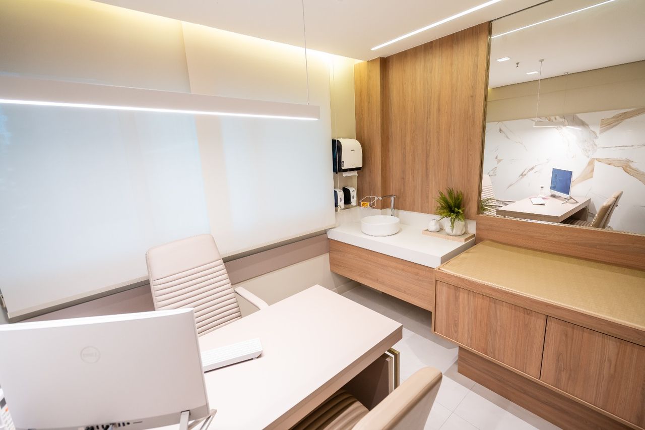 Claudia Medeiros Dos Santos Camargo-4