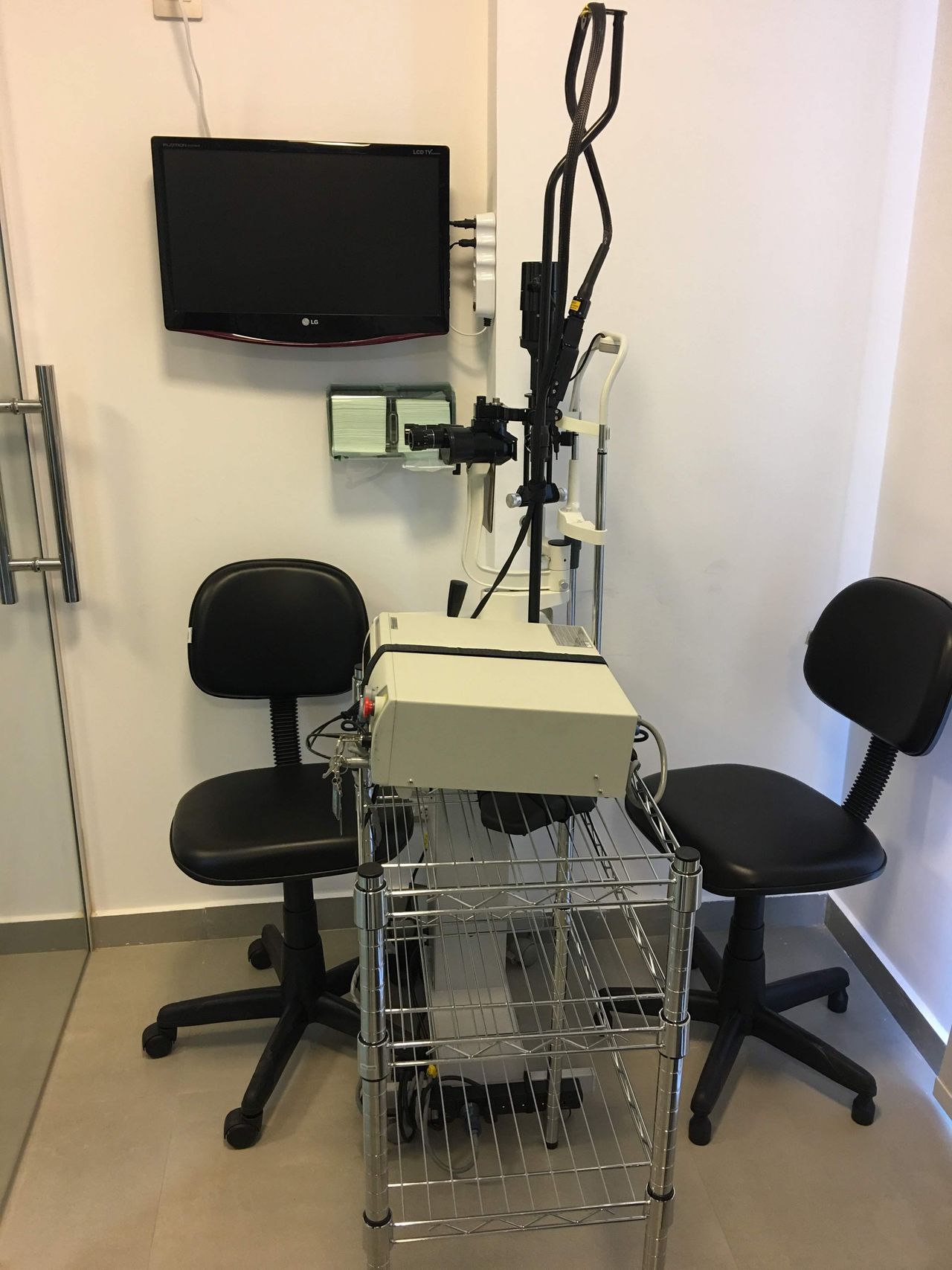 Raphael Montesinos-9