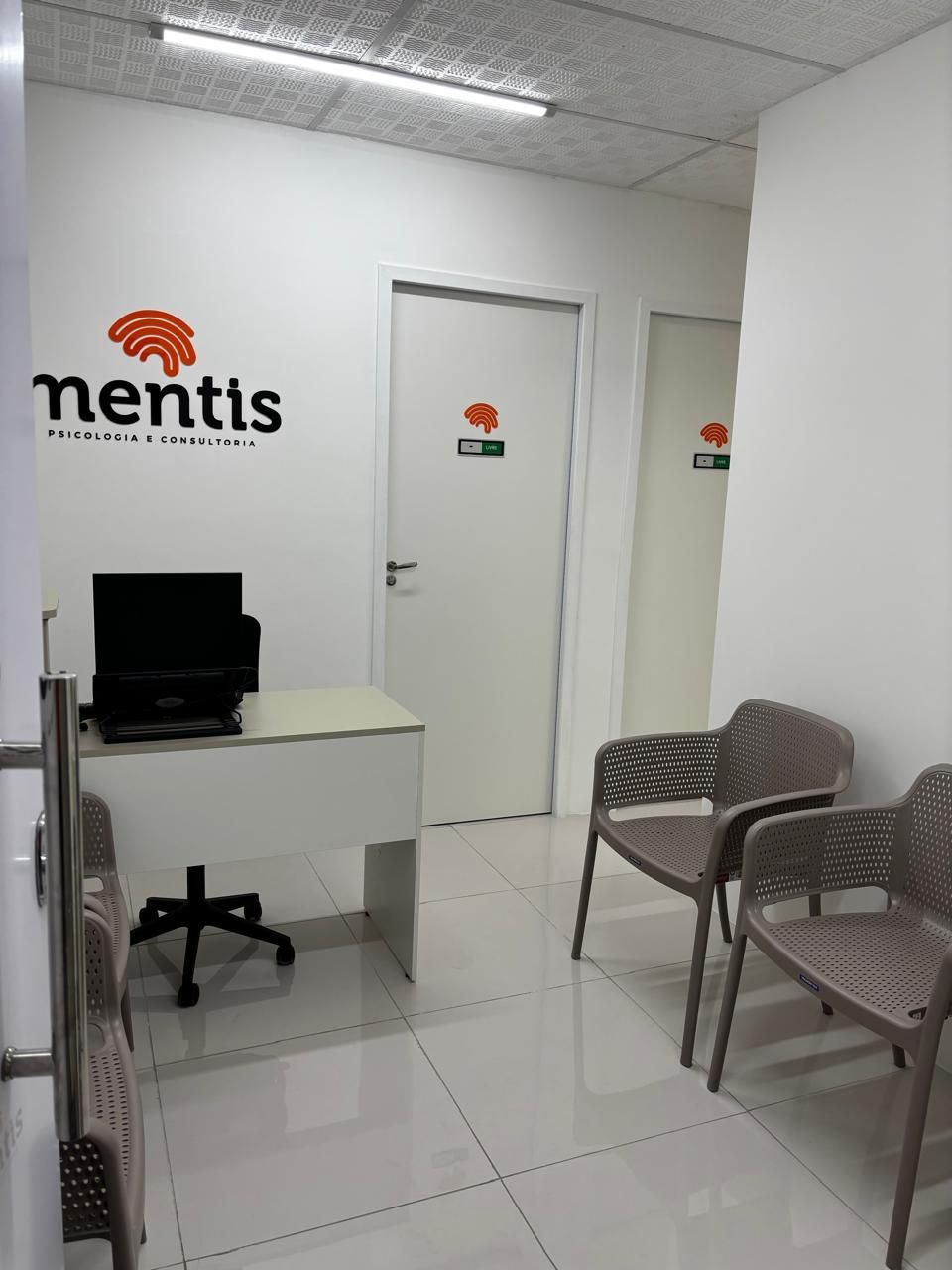 Veronica Greenhalgh .-0