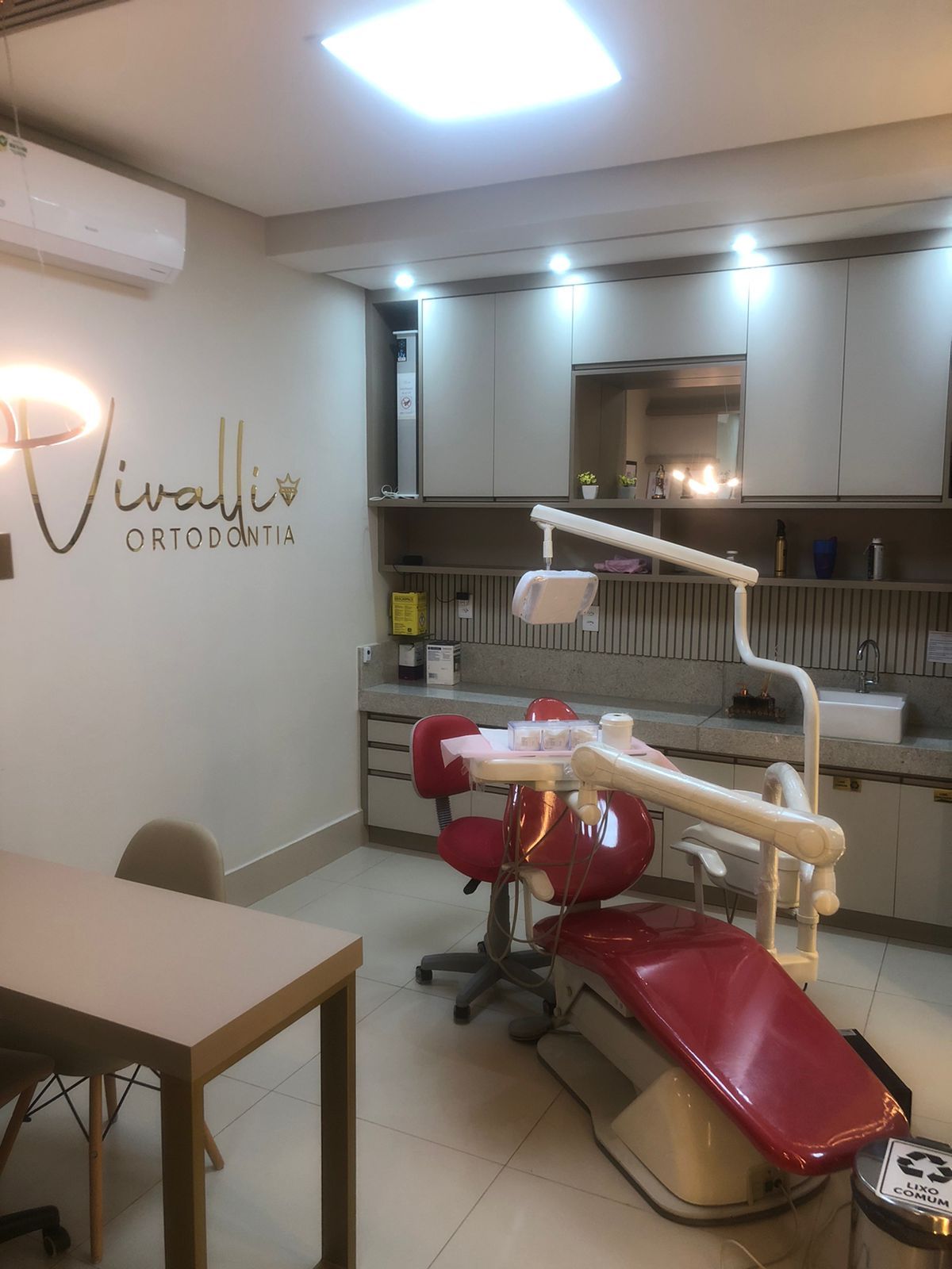 Debora Oliveira Carvalho-1