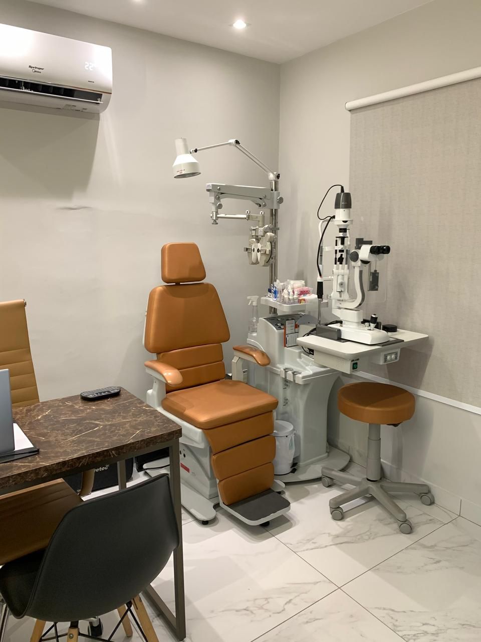 Aline Andreza Henderson De Castro-12