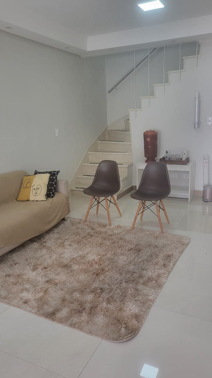 Karina Lucio Nogueira-0