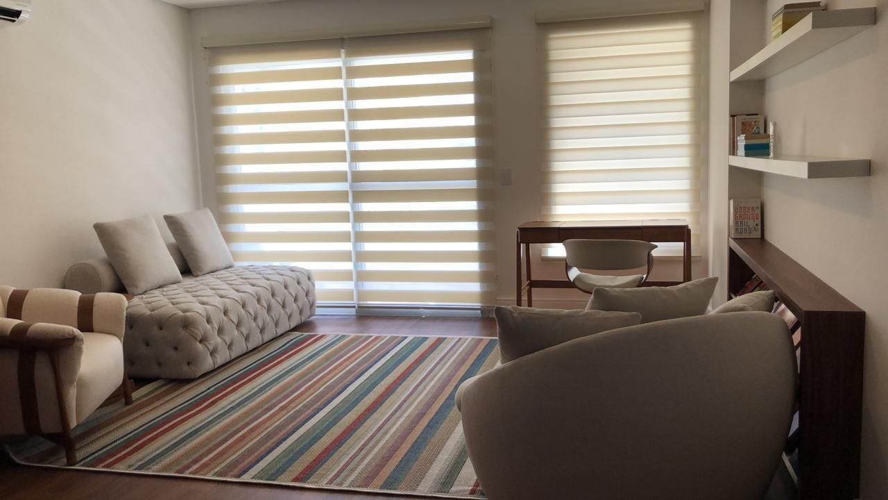 Laura Vieira De Paiva Conde-1