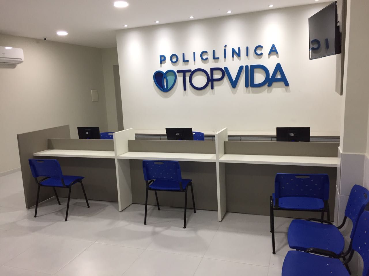 Rafaella De Menezes Leuthier .-2