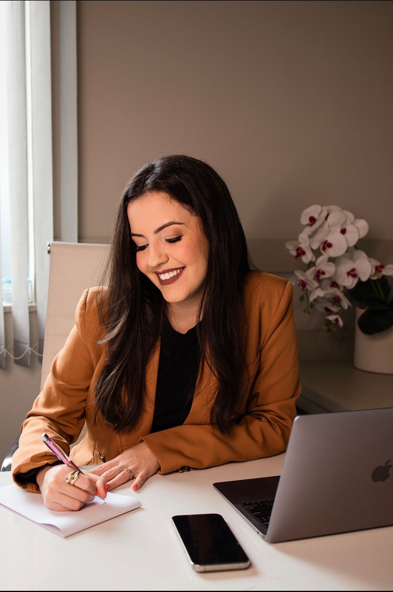 Lais  Figueira Moraes Lutterback Sauerbronn -2