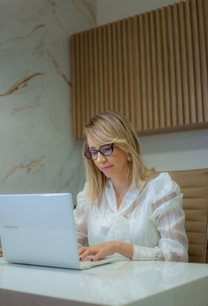 Alessandra Batista De Aguiar Damasceno-12