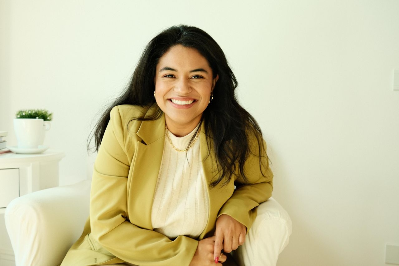 Carolina Elizabeth Calbucoy Oliarte-0