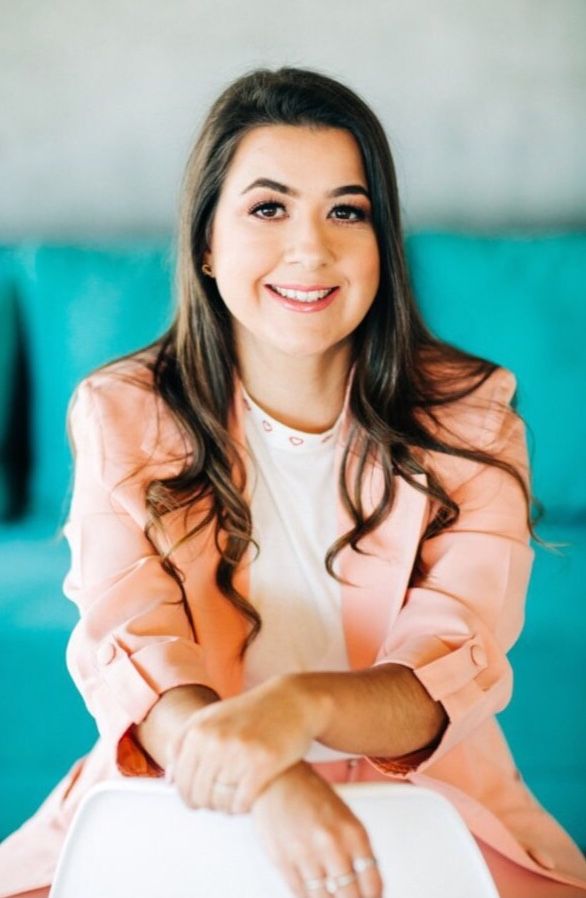Camila Sousa Avila .-0
